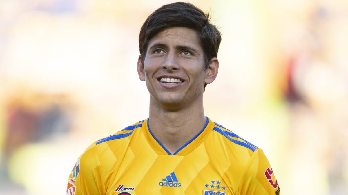 Jürgen Damm previo a un partido con Tigres.