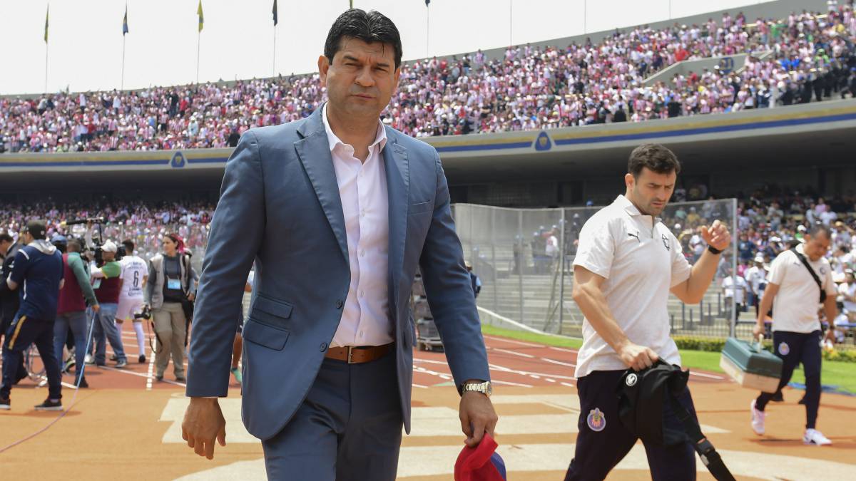 Cardozo asegura que los jugadores tienen distracciones
