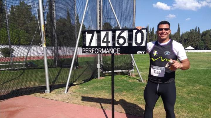 Diego del Real impone récord nacional