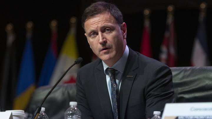 Philippe Moggio durante un evento con la Concacaf.