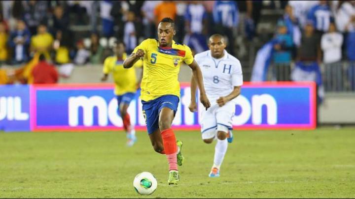 Renato Ibarra es baja de Ecuador en medio de la incertidumbre