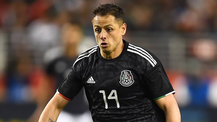 Chicharito se defiende ante las críticas de no ir a Copa Oro