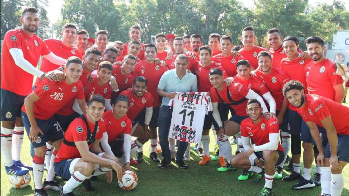 Ramón Morales, visita de lujo en Chivas
