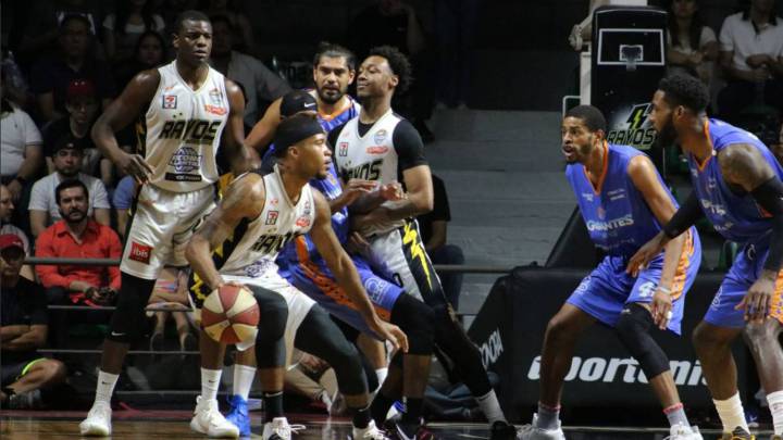 Jugadores de Gigantes de Jalisco protagonizan pelea con aficionados
