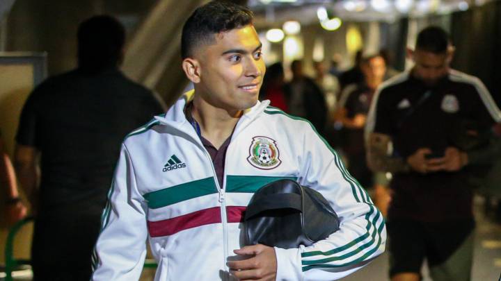 Orbelín Pineda en concentración con la Selección Mexicana.