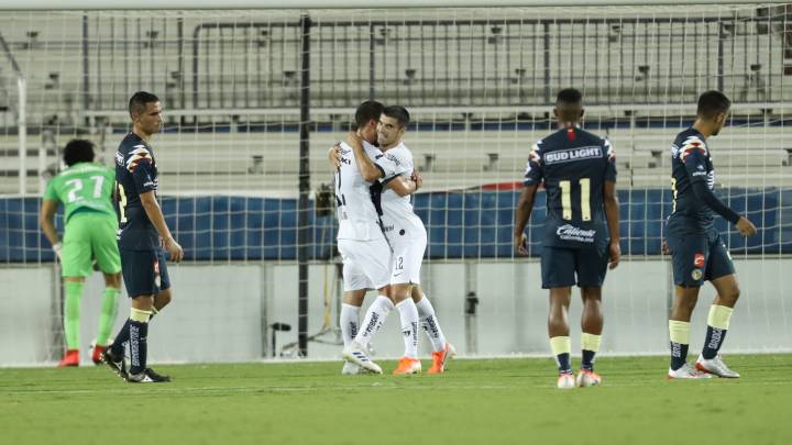 Pumas marca gol ante el América en partido amistoso celebrado en Texas.