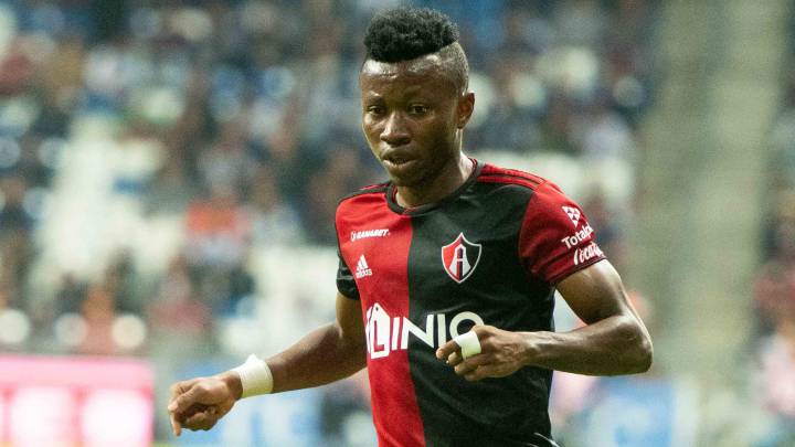 Querétaro presenta a Clifford Aboagye como su nuevo refuerzo