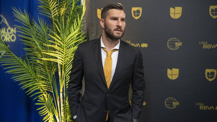Gignac lamenta el fallecimiento de un niño seguidor de Tigres