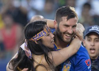 Aficionada que abrazó a Gignac ni sabía quién era el francés