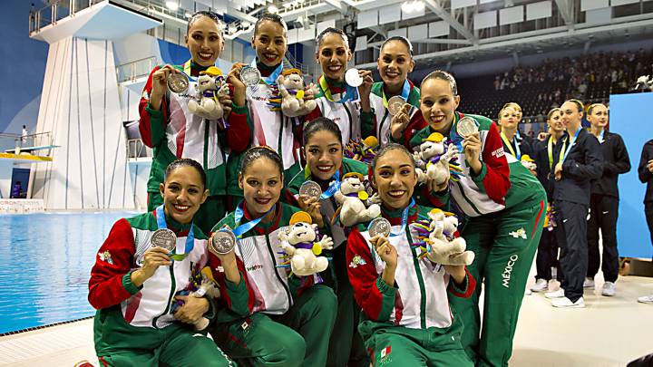 Equipo mexicano de nado sincronizado, medallista en los Panamericanos de Toronto 2015.