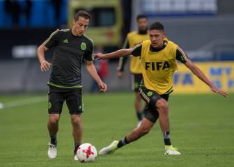 Guardado y Lainez, contentos por llegada de Álvarez al Ajax