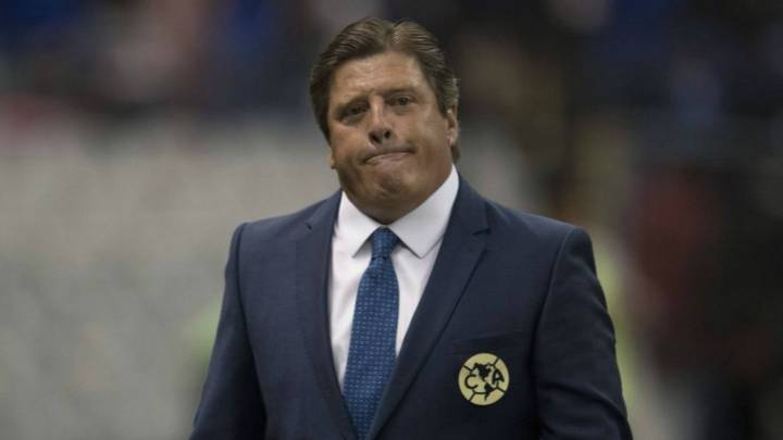 Miguel Herrera señala que no hay oferta por Marchesín o Mateus