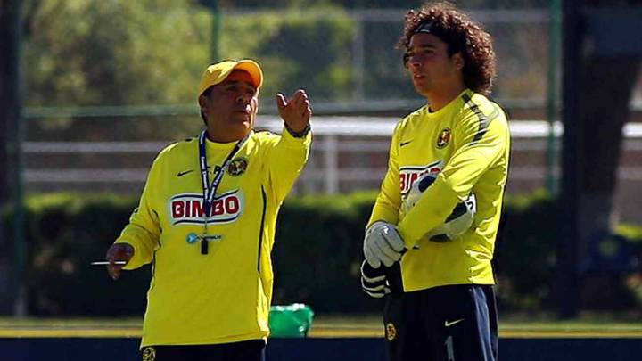 Carlos Reinoso; El regreso de Ochoa al América es retroceso