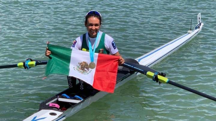 Kenia Lechuga ganó la medalla de oro en par de remos cortos
