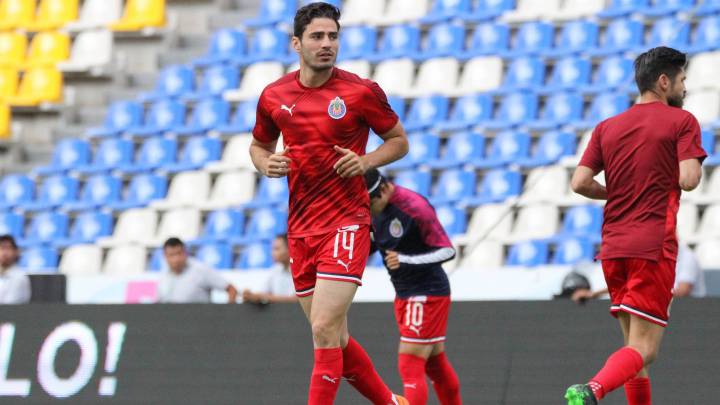 Antonio Briseño, Chivas