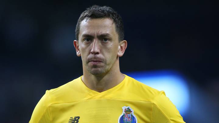 Marchesín se fue de América por Champions League y hoy está eliminado