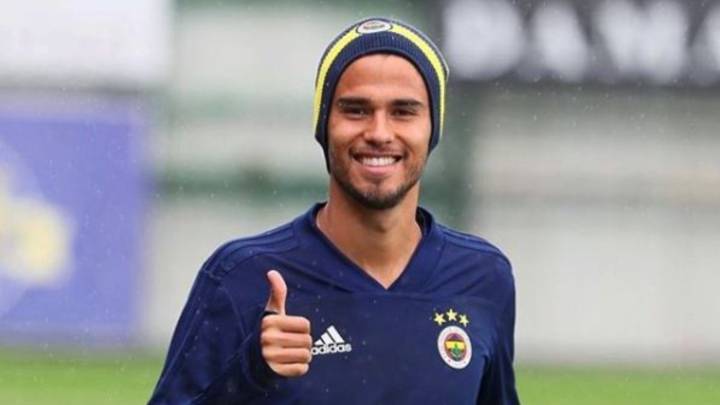 Diego Reyes no entraría en planes del Fenerbahce