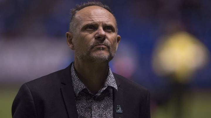 Javier Torrente fue relegado del banquillo de Monarcas