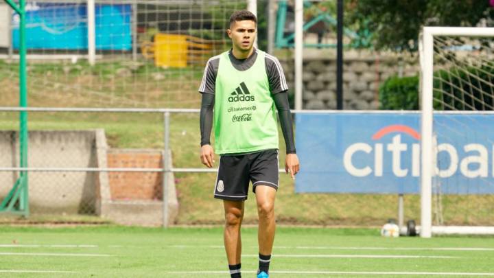 Alan Medina sufrió fractura y queda fuera todo el semestre