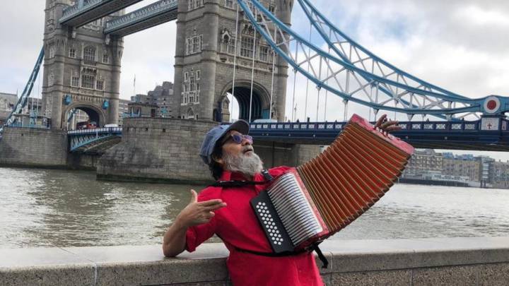 Despiden en redes sociales a Celso Piña