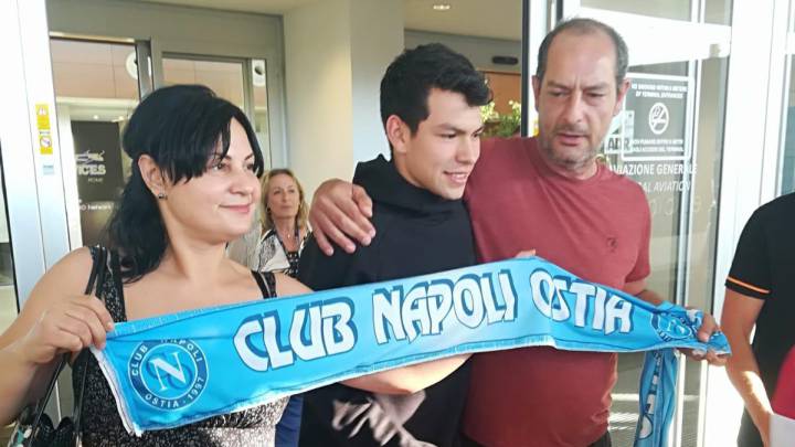 Hirving Lozano, Nápoles