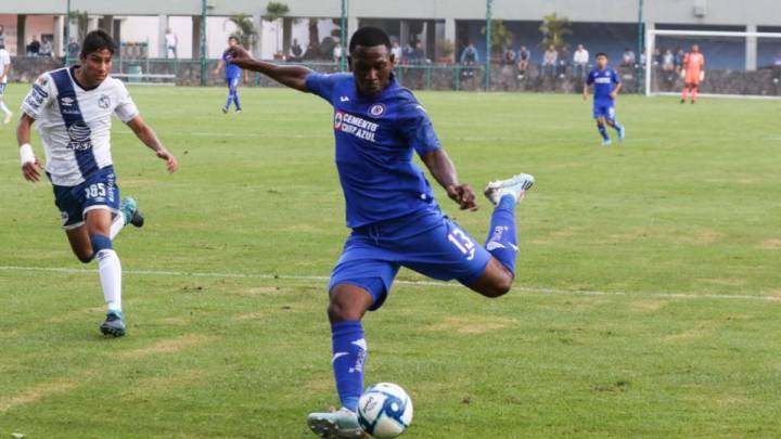 Bryan Angulo marcó doblete con el Cruz Azul Sub 20