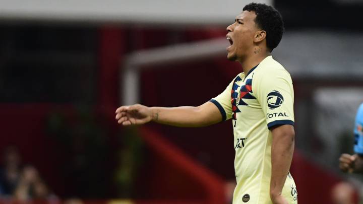 Tras fallar el penal, Roger manda un mensaje a la afición