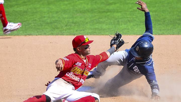 ¿Qué es jugar en las nueve posiciones de beisbol?
