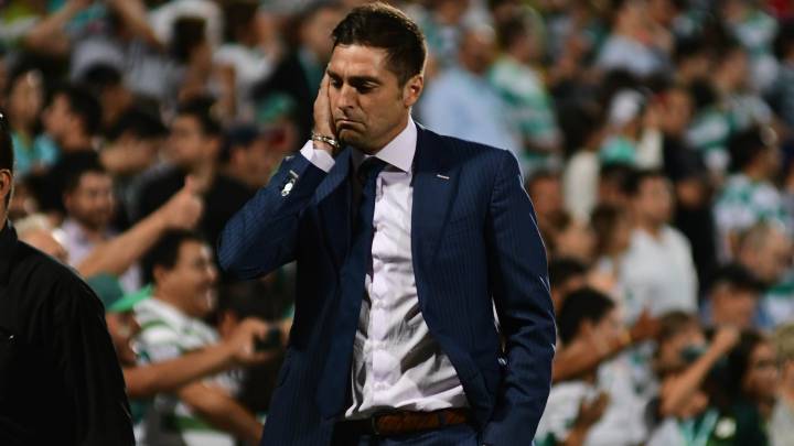De malos arranques en Liga MX, Diego Alonso suele no levantarse