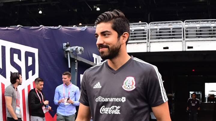 Rodolfo Pizarro fue hospitalizado por apendicitis