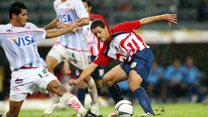 A 13 años del debut de 'Chicharito' Hernández con Chivas