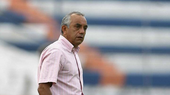 López Zarza, registrado a tiempo como técnico de Veracruz