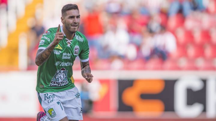 Con su triplete Ismael Sosa llegó a 50 goles en liga MX