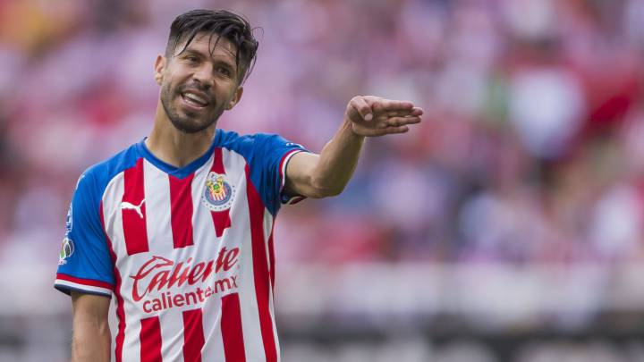 Oribe Peralta "Traidor" es parte de una campaña publicitaria