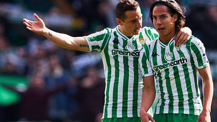 Lainez y Guardado vuelven a jugar juntos con el Betis