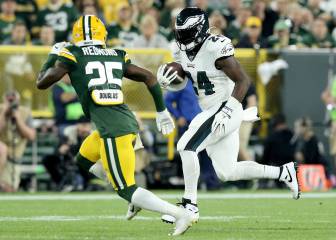 Eeagles sorprende y sale con victoria de oro de Green Bay