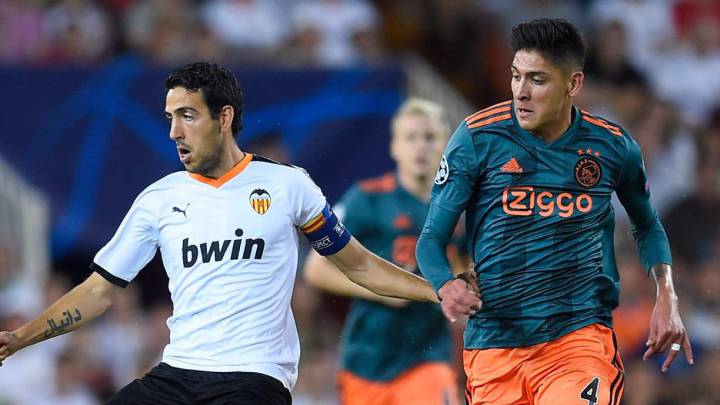 Edson Álvarez, el peor calificado del Ajax en Champions