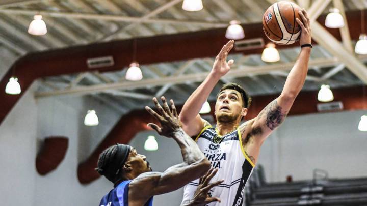 En la agonía, Fuerza Regia cae ante Huracanes