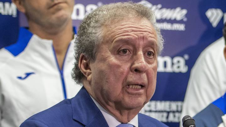 Víctor Garcés en conferencia de prensa.