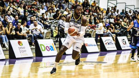Anosike Oderah es el líder de rebotes de la LNBP SisNova