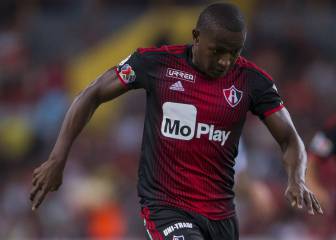 Mauricio Cuero cambió abucheos por aplausos en el Atlas