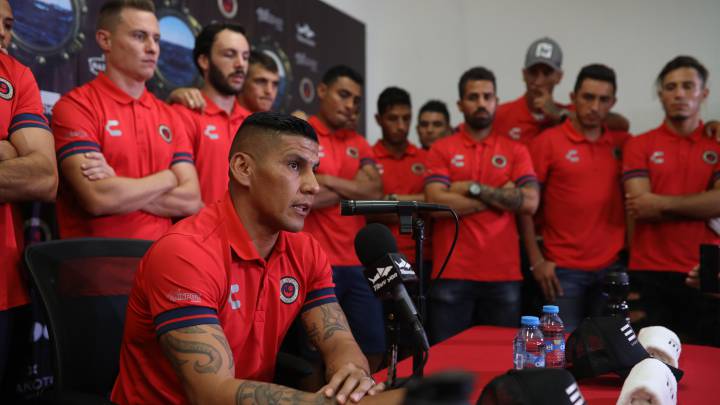 Salcido desmiente a Pizarro: "Sabían que pararíamos tres minutos