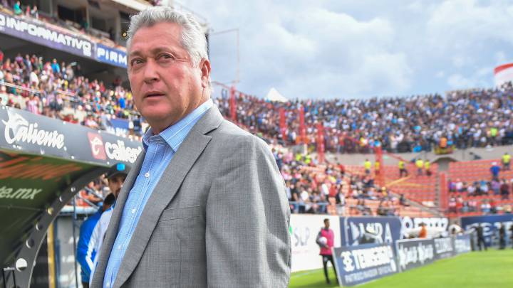 Vucetich: "La gente de Querétaro entró por la reventa"