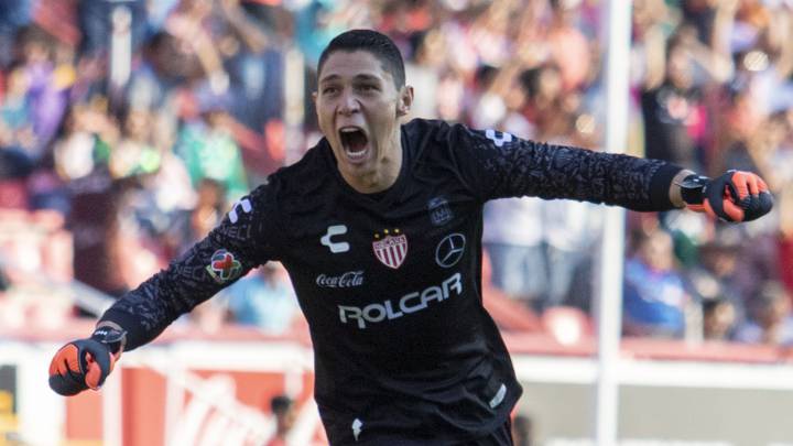 Hugo González se dice motivado por posible interés de Chivas