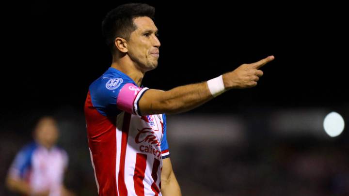 Jesús Molina, Chivas