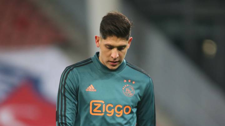 Ajax derrotó al PEC Zwolle y seguirá líder de la Eredivisie