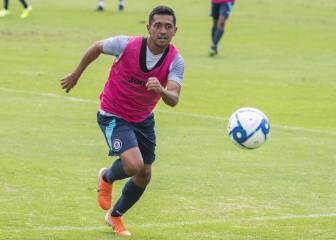 Elías Hernández se enganchó con aficionados de Cruz Azul