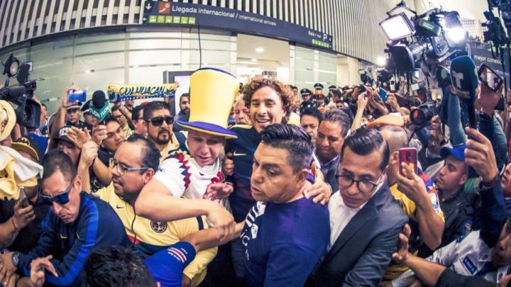 Llegada de Ochoa confunde al mundo con Evo Morales