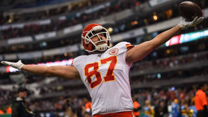 Kelce celebra en México