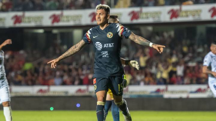 América